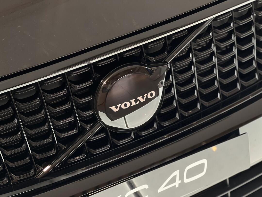 xc40极夜黑,年轻潮人的炫酷座驾_沃尔沃xc40社区_易车社区