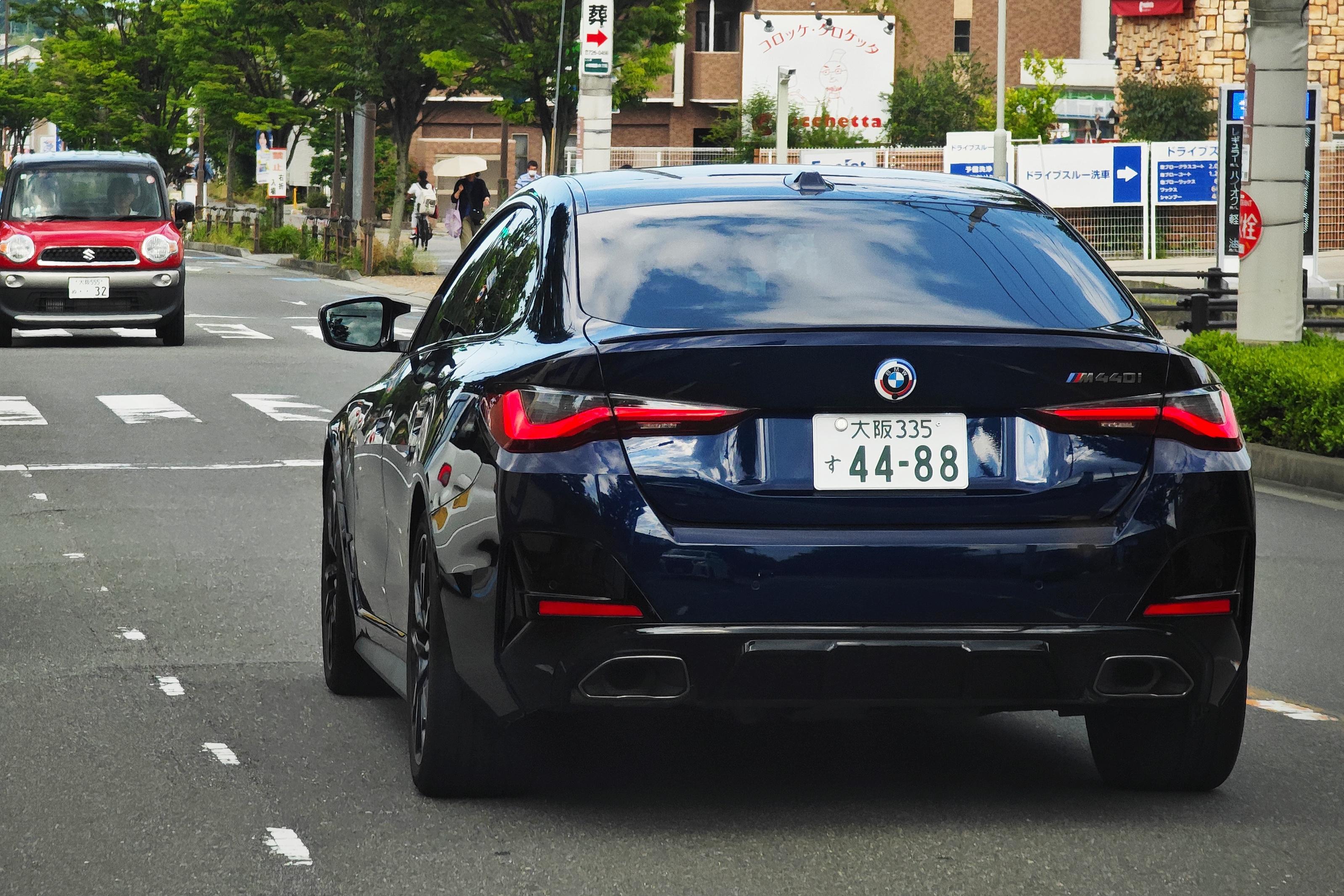 偶遇 m440i xdrive gran coupe,可以理解为配置拉满的宝马3