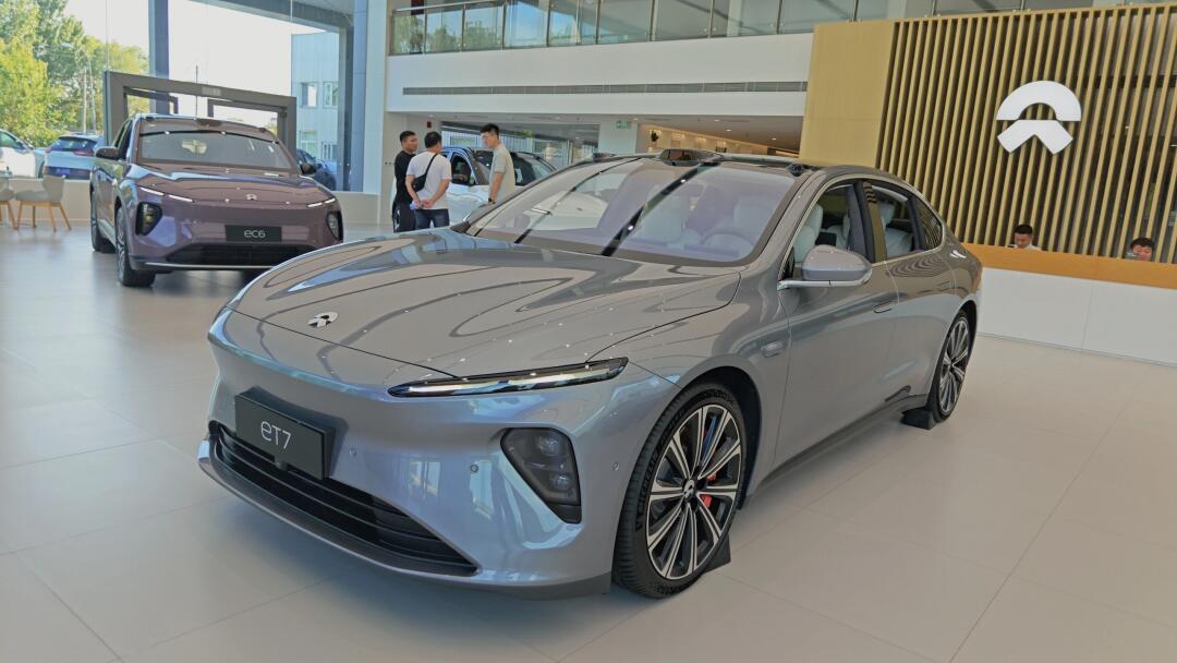 向全世界安利蔚来et7070707