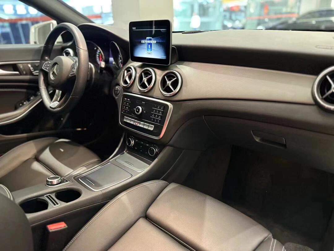 95上 进口奔驰cla200 时尚高配 19年 原版精品 真皮双电动运动座椅
