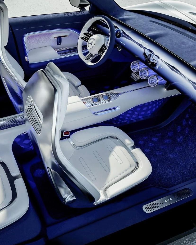 奔驰eqxx 史上效能最优电车,超高密度电池,充满电可行驶120077公里