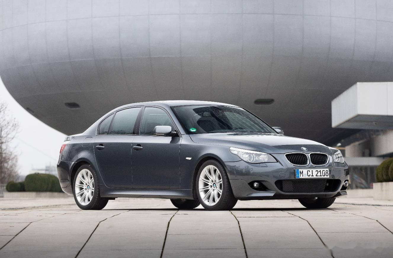 【宝马全新5系:从"商务正装"到"商务休闲"】全新bmw 5系打破了传统