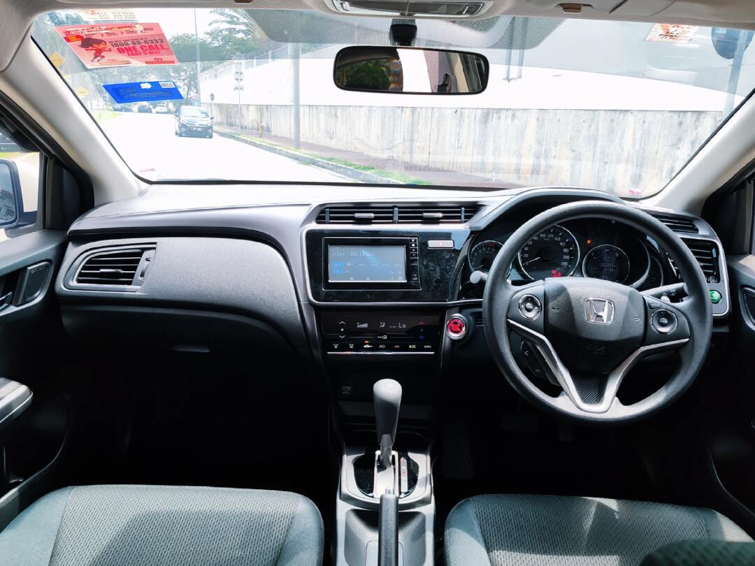 这辆honda city 听说跑快新一代00