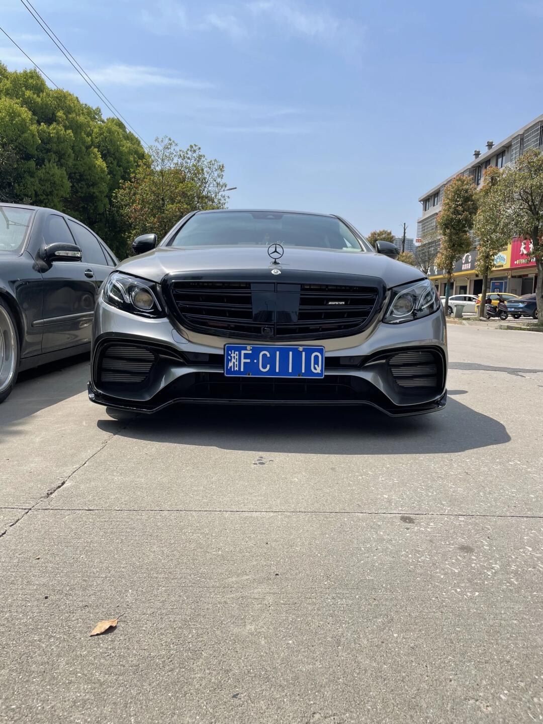 奔驰e级网红套件 e63行政包围