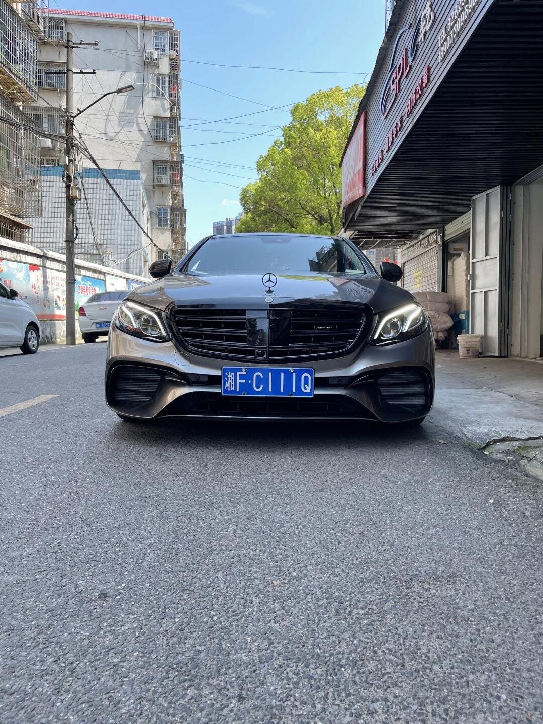 奔驰e级网红套件 e63行政包围