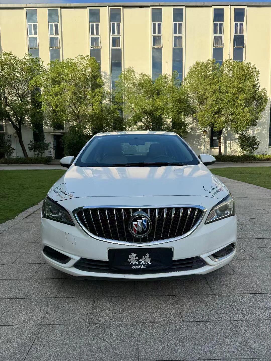 2017年5月别克威朗,四缸发动机 1.5自动 卖3.xx90首付1500