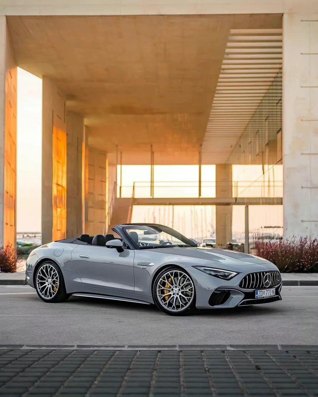 梅赛德斯amg动如脱兔,静如处子 外观霸气,气场极强