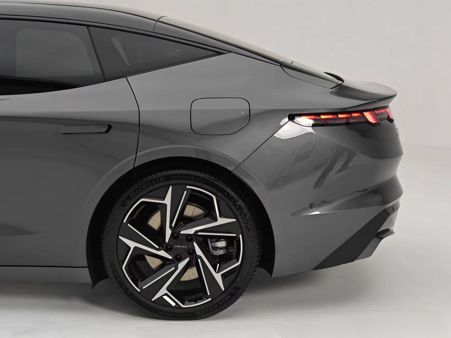 当前位置:>易车>社区>汽车杂谈社区>领克zero也就是z10正式发布了