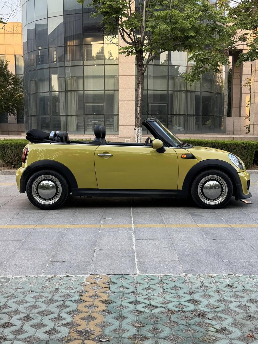 mini cabrio敞篷报价图片