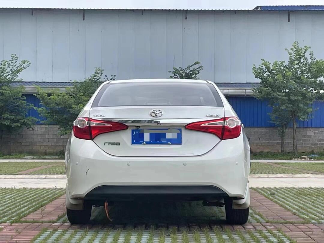 暴力拿下15年丰田雷凌 1.6l自动天窗 家用代步车神器