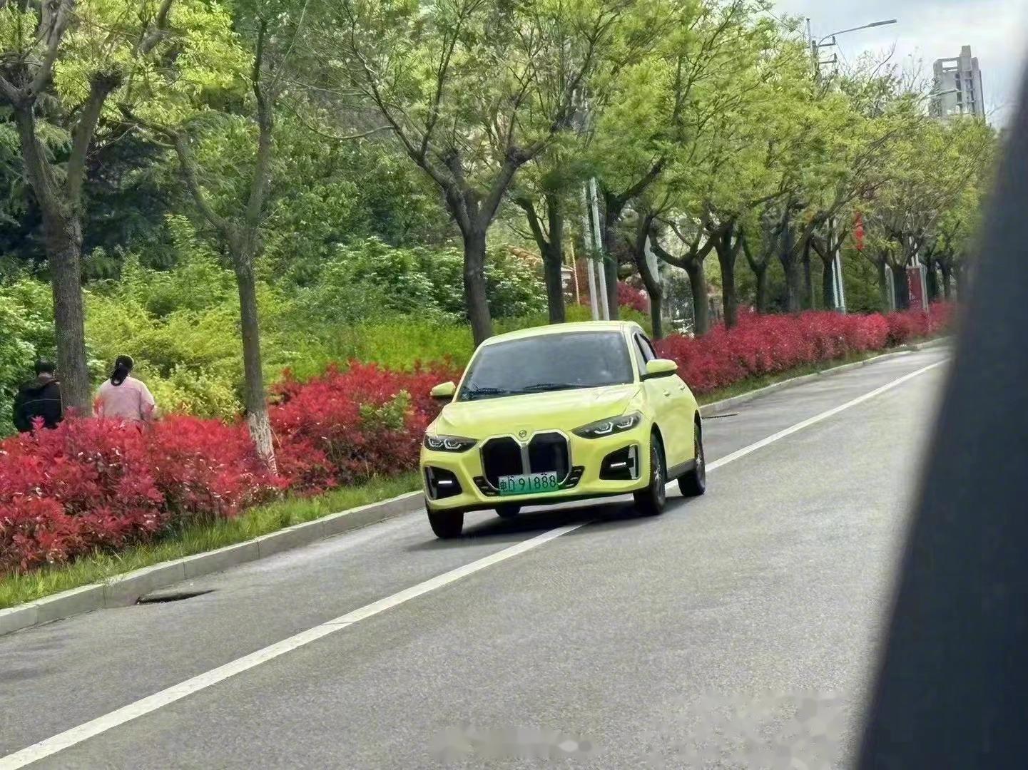 好家伙,宝马m3老头乐