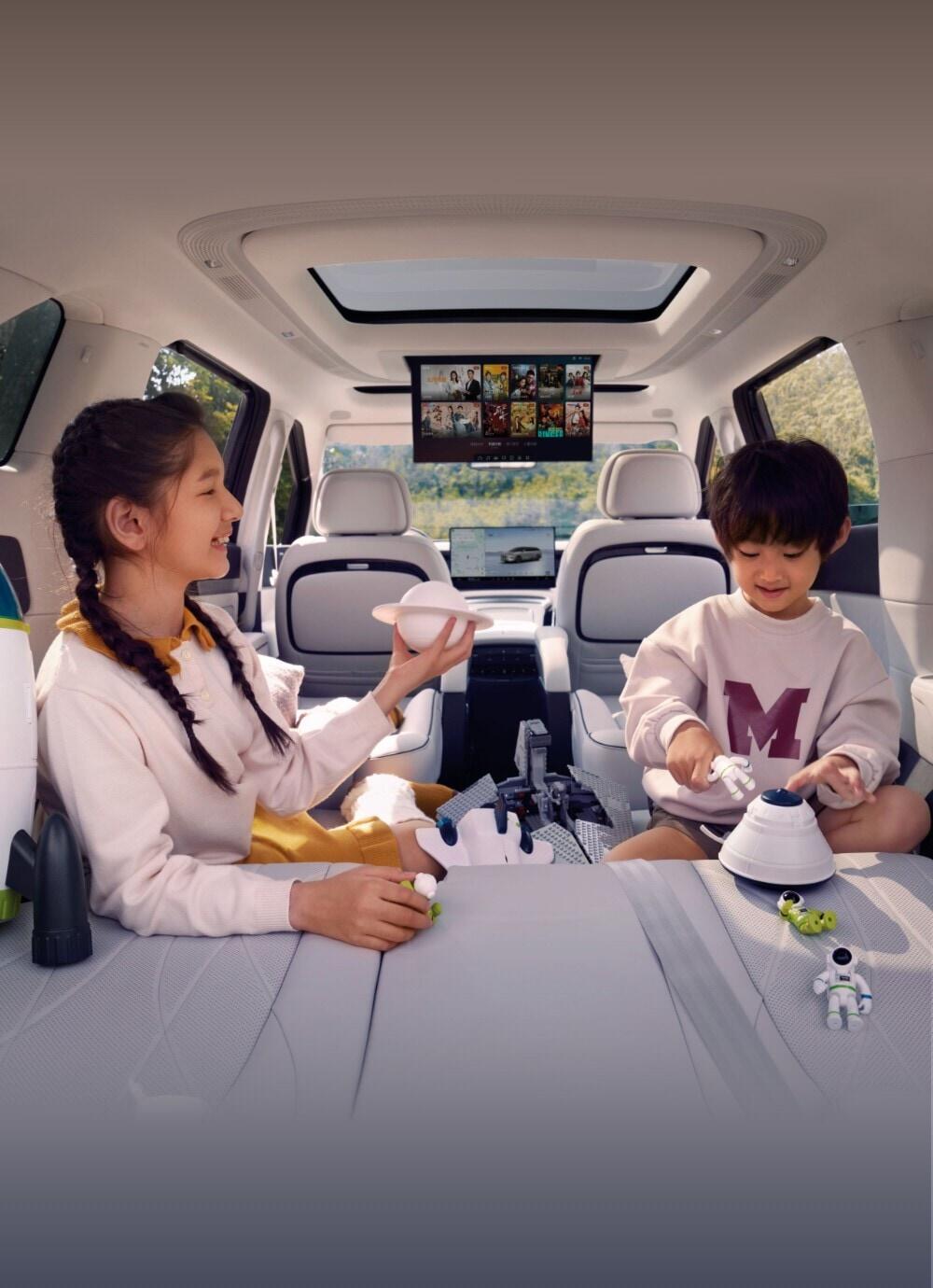 小鹏汽车的大鹏友-x9纯电豪华mpv