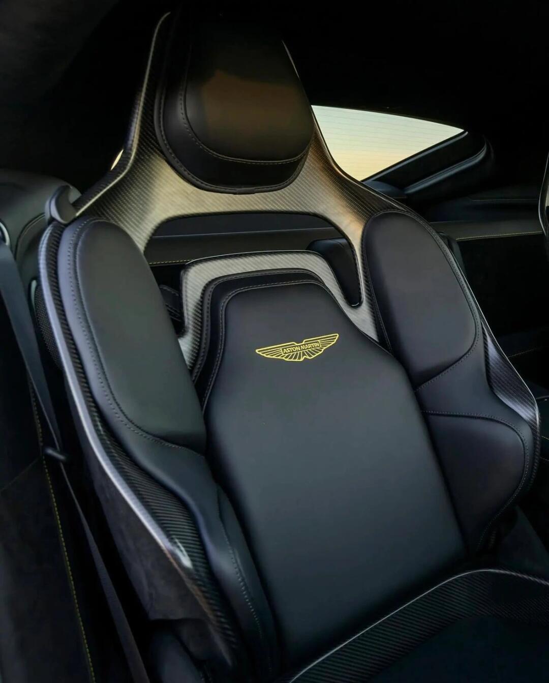 重新定义细分市场 阿斯顿马丁vantage