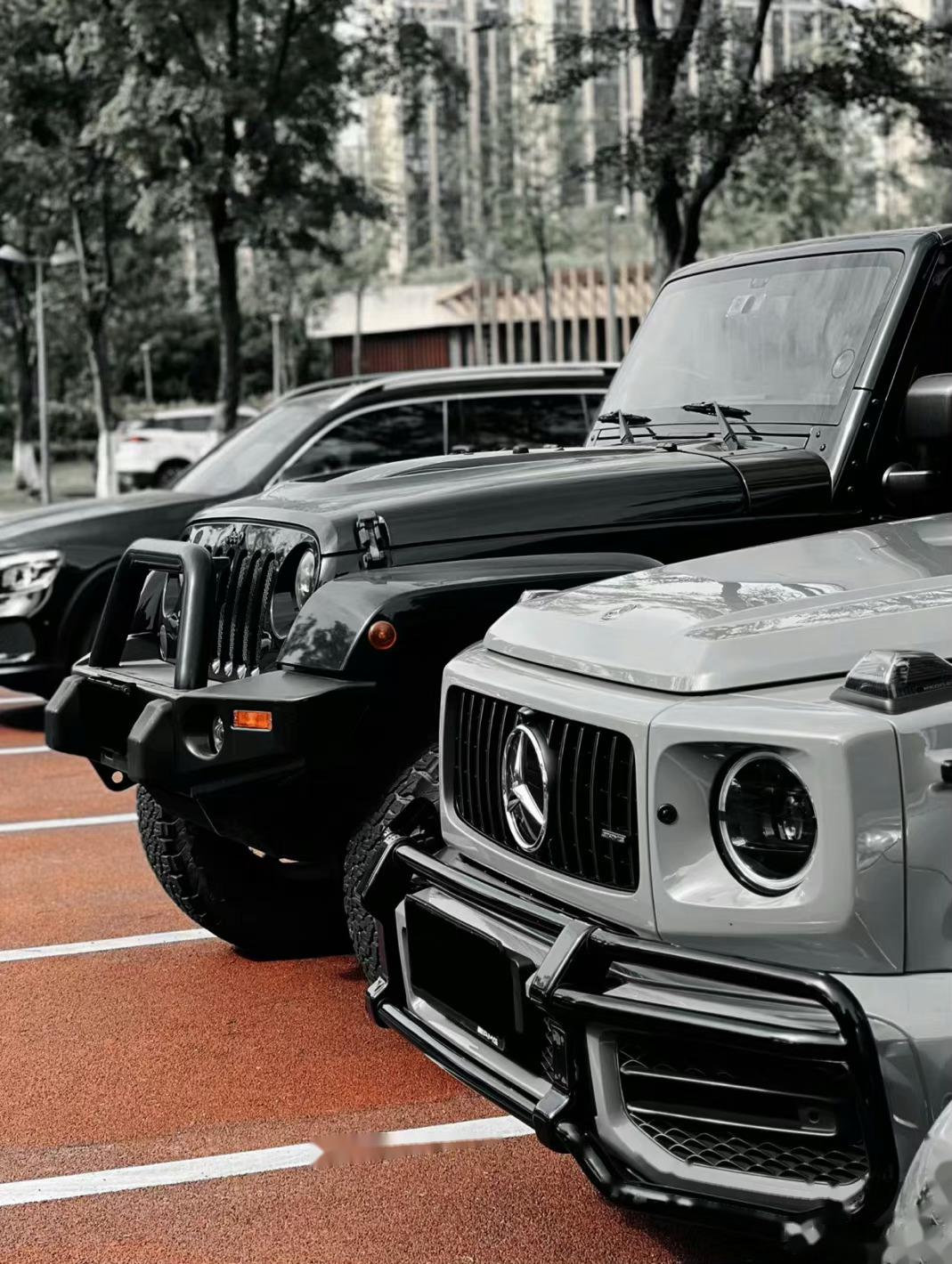 吉普牧马人-奔驰g63