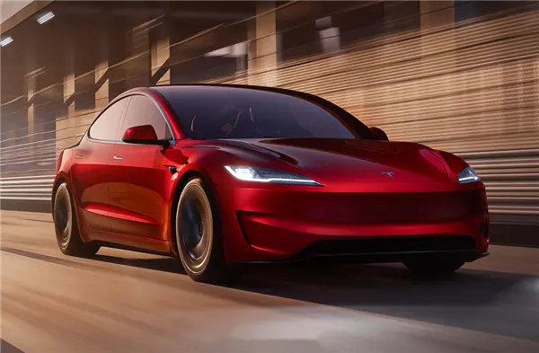 【model 3长续航四驱版海外降价】6月18日消息,特斯拉