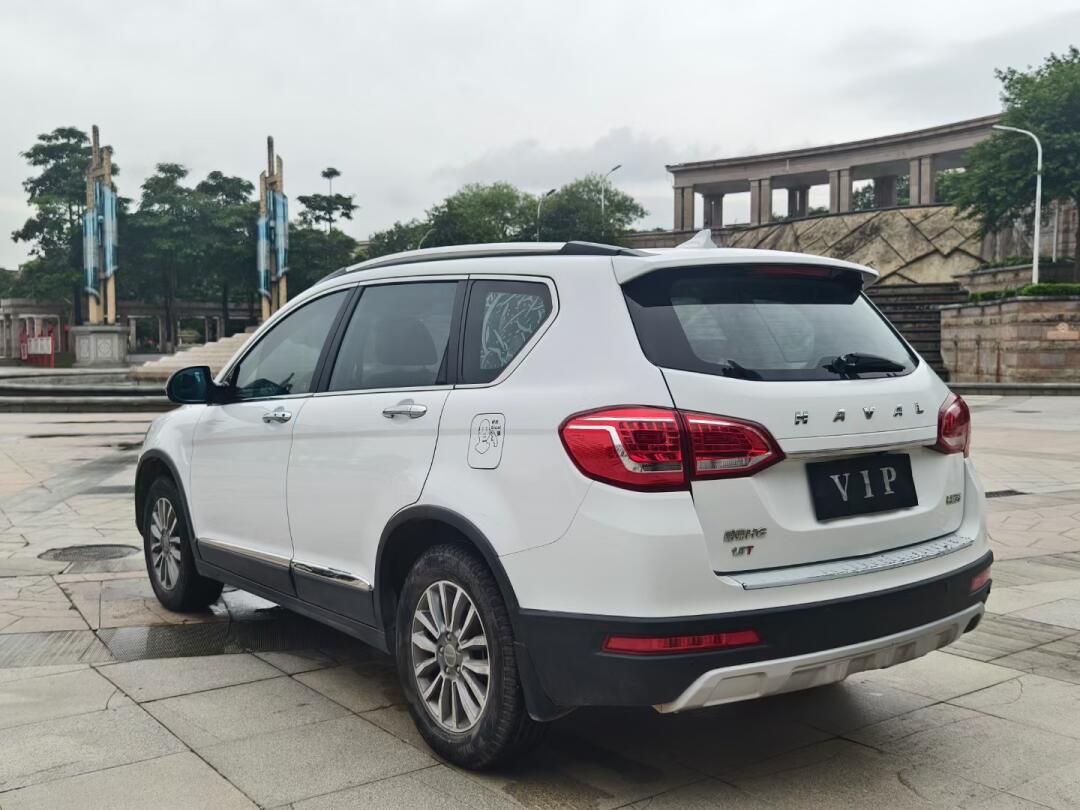 16年17款哈弗h6红标运动版1.5t自动豪华