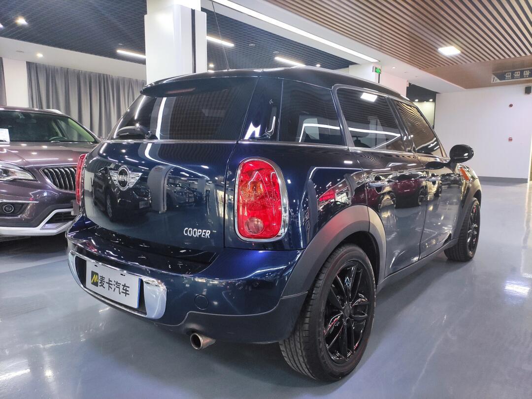 98万带有大mini四门版需要联系哦