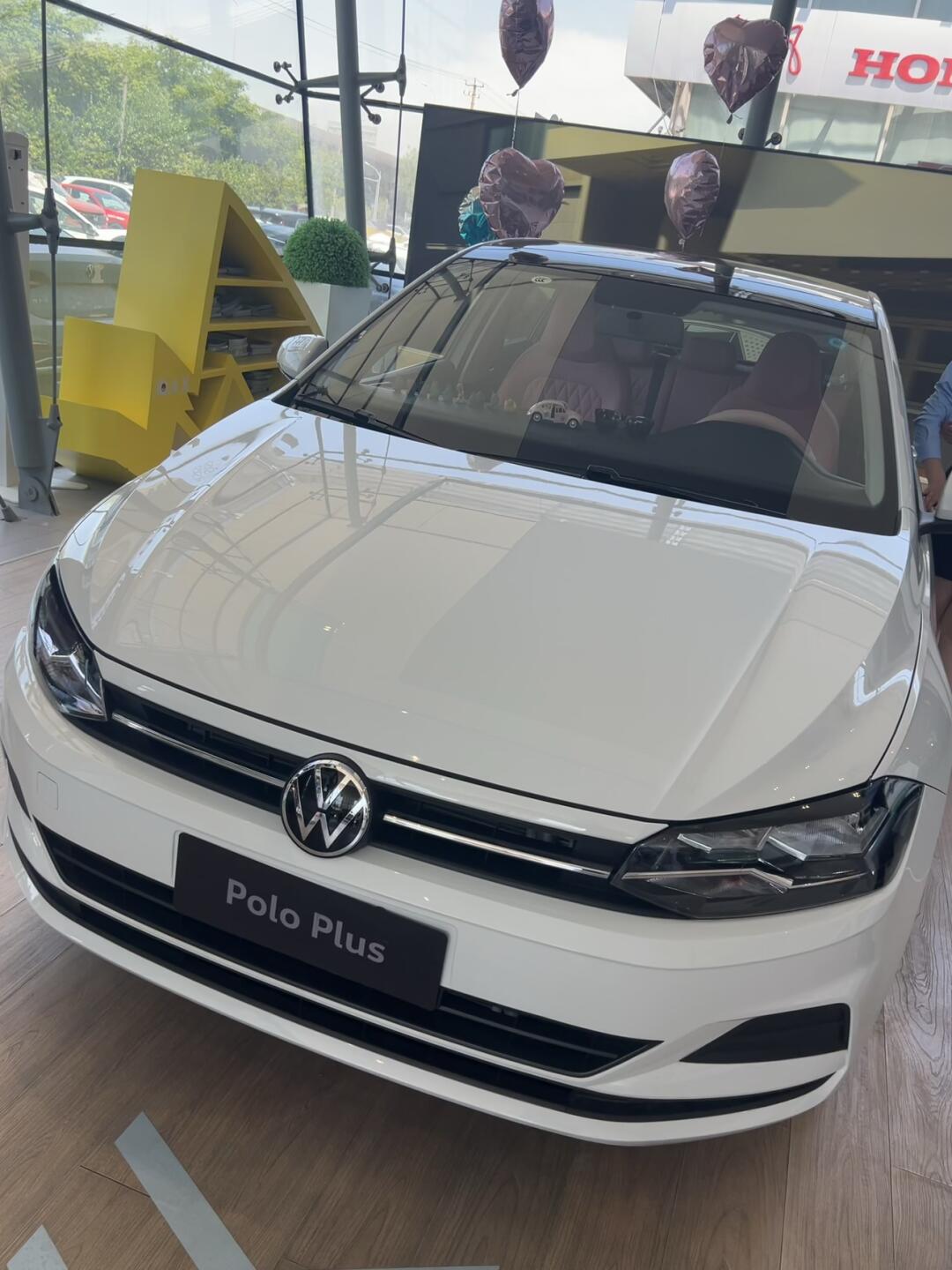 大众polo这么便宜了还没人问嘛9898