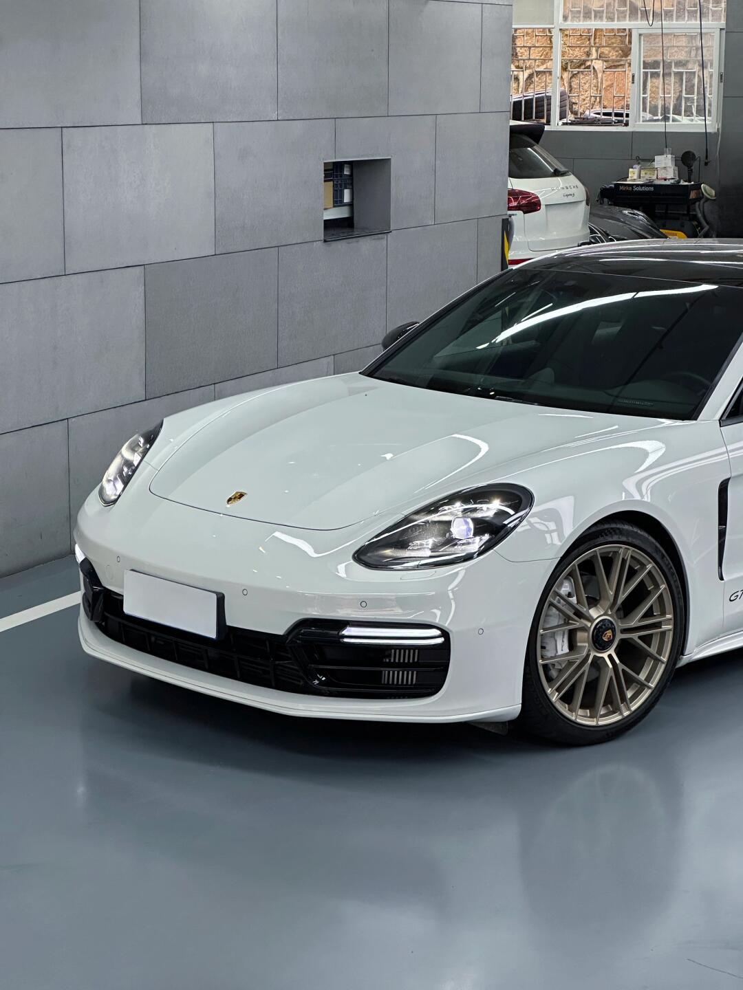 帕拉梅拉 中锁轮毂 才完美.