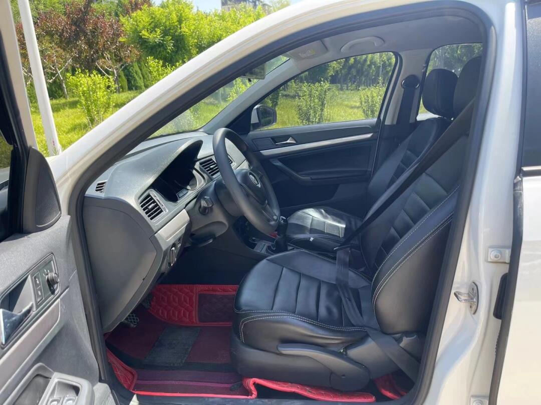 大众朗逸手动挡 家庭用车