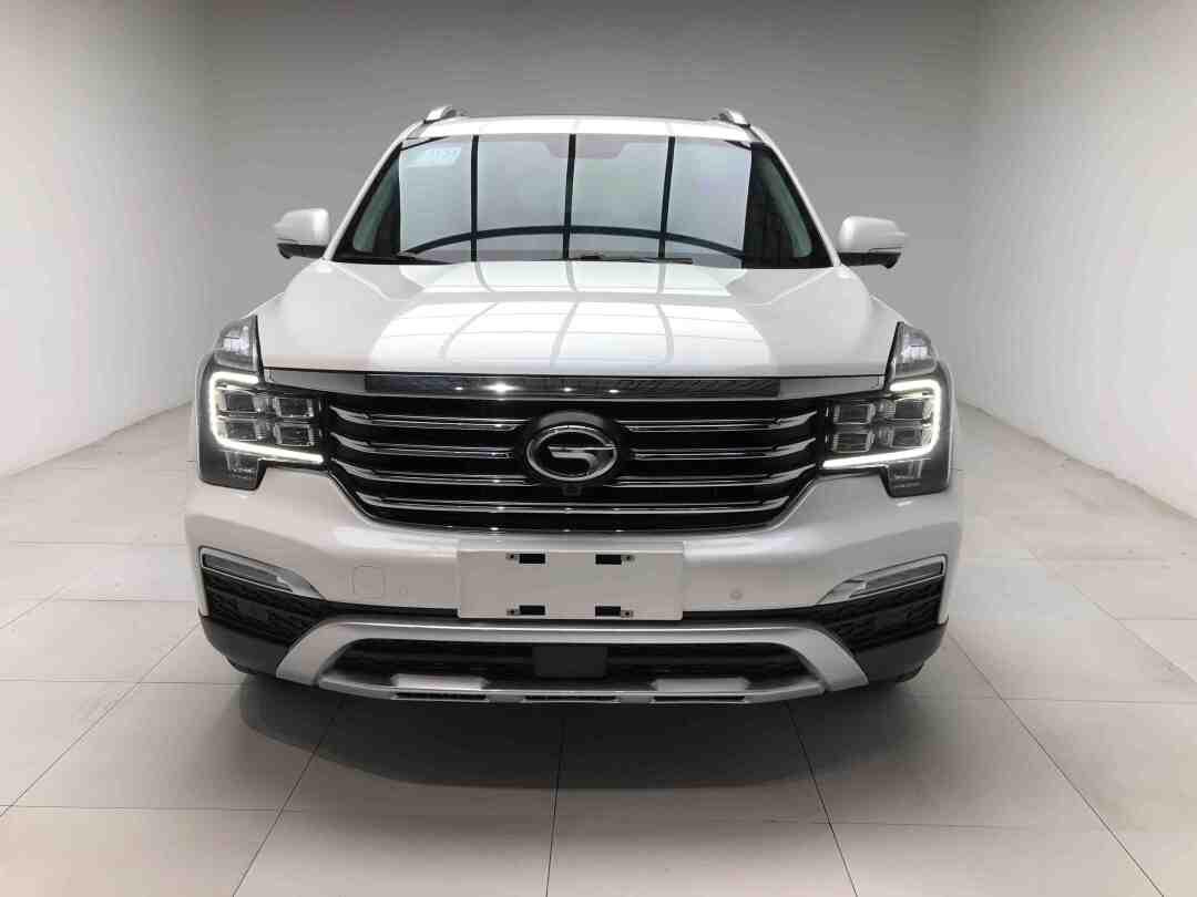 广汽传祺 传祺gs8 2017款 320t 两驱豪华智联版7.78万