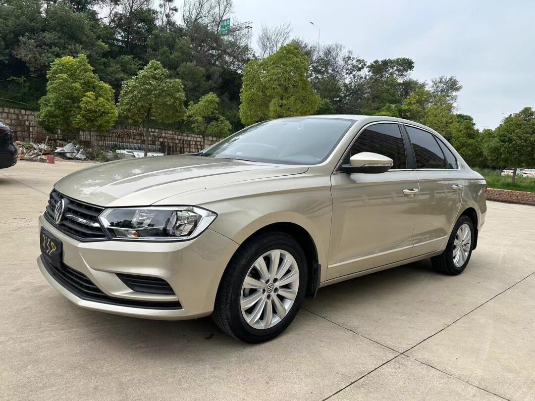 大众宝来金色自动时尚型