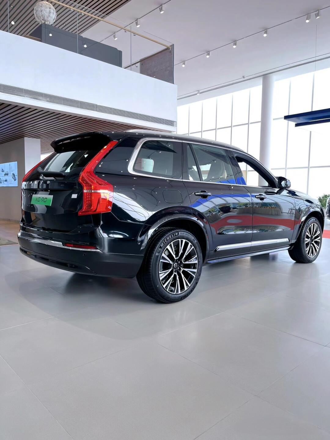 【探索未知,尽在沃尔沃xc90 recharge】99新能源豪华suv,开启你的
