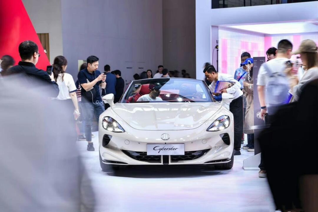 百年名爵|电动敞篷超跑