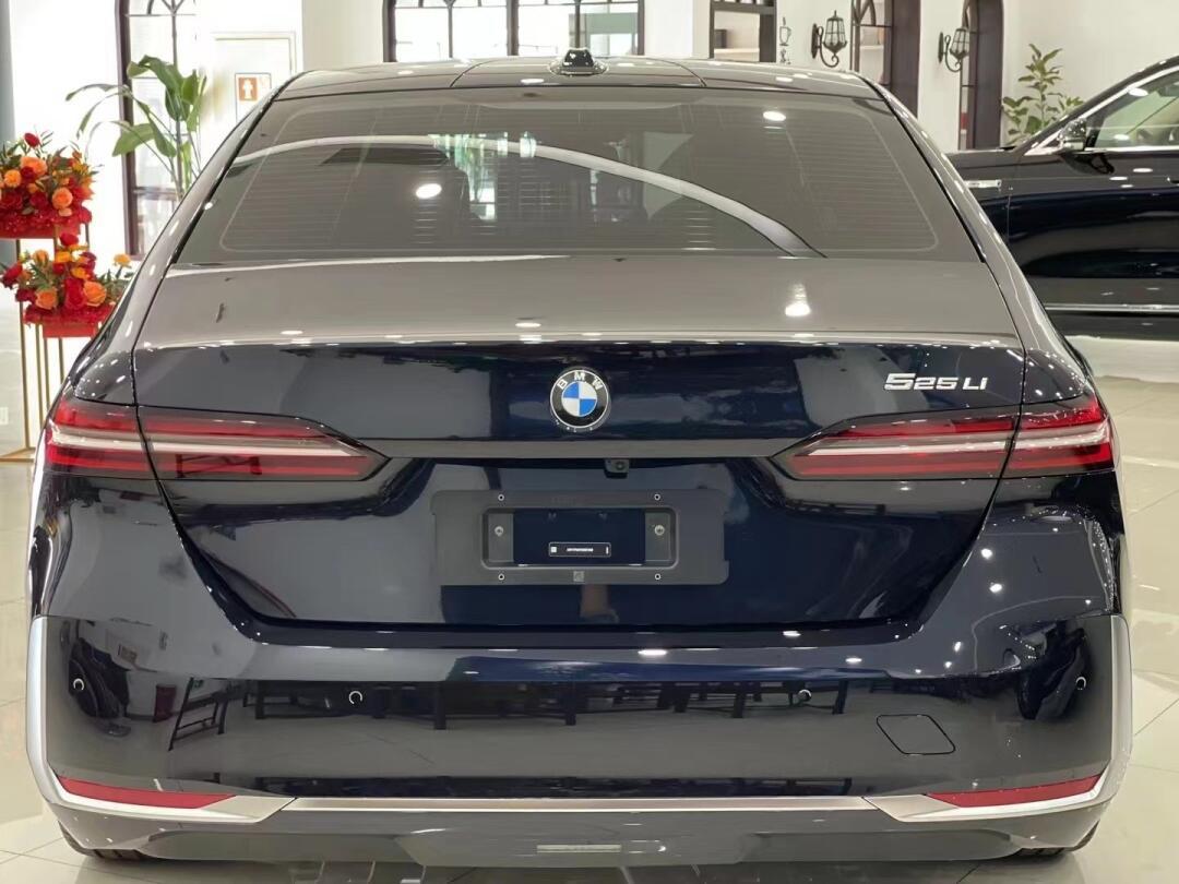 小道消息,宝马5系下半年减厂.价格上调