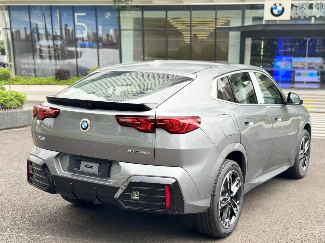 宝马进口车x2也是性价比较高的