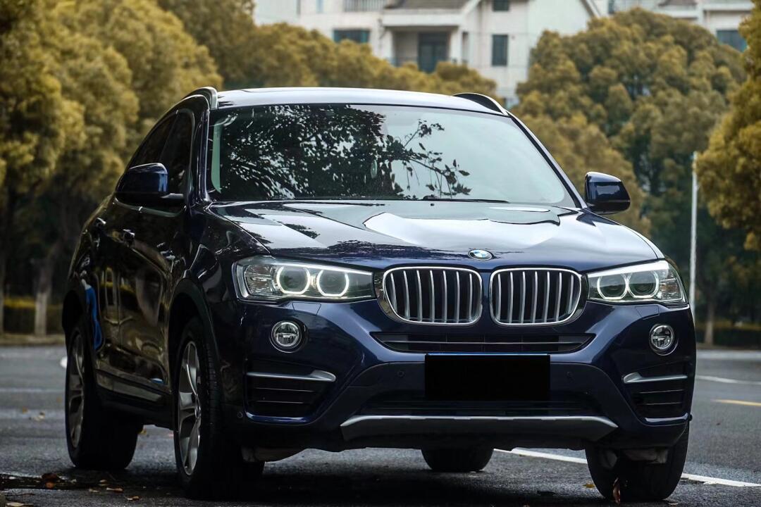 95:小任上新 18年宝马x4 本地苏牌一手 蓝外粽内 2.0t四驱 b48发动