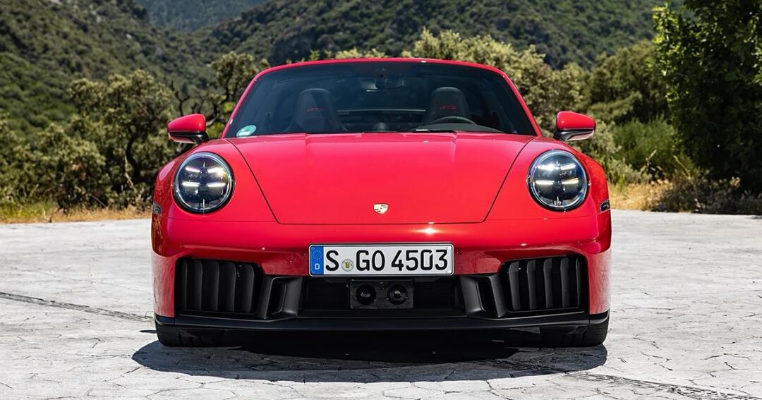 新款保时捷911 gts车型海外上市