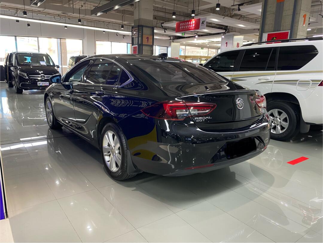 别克君威,18年9万公里,一处喷漆,原版