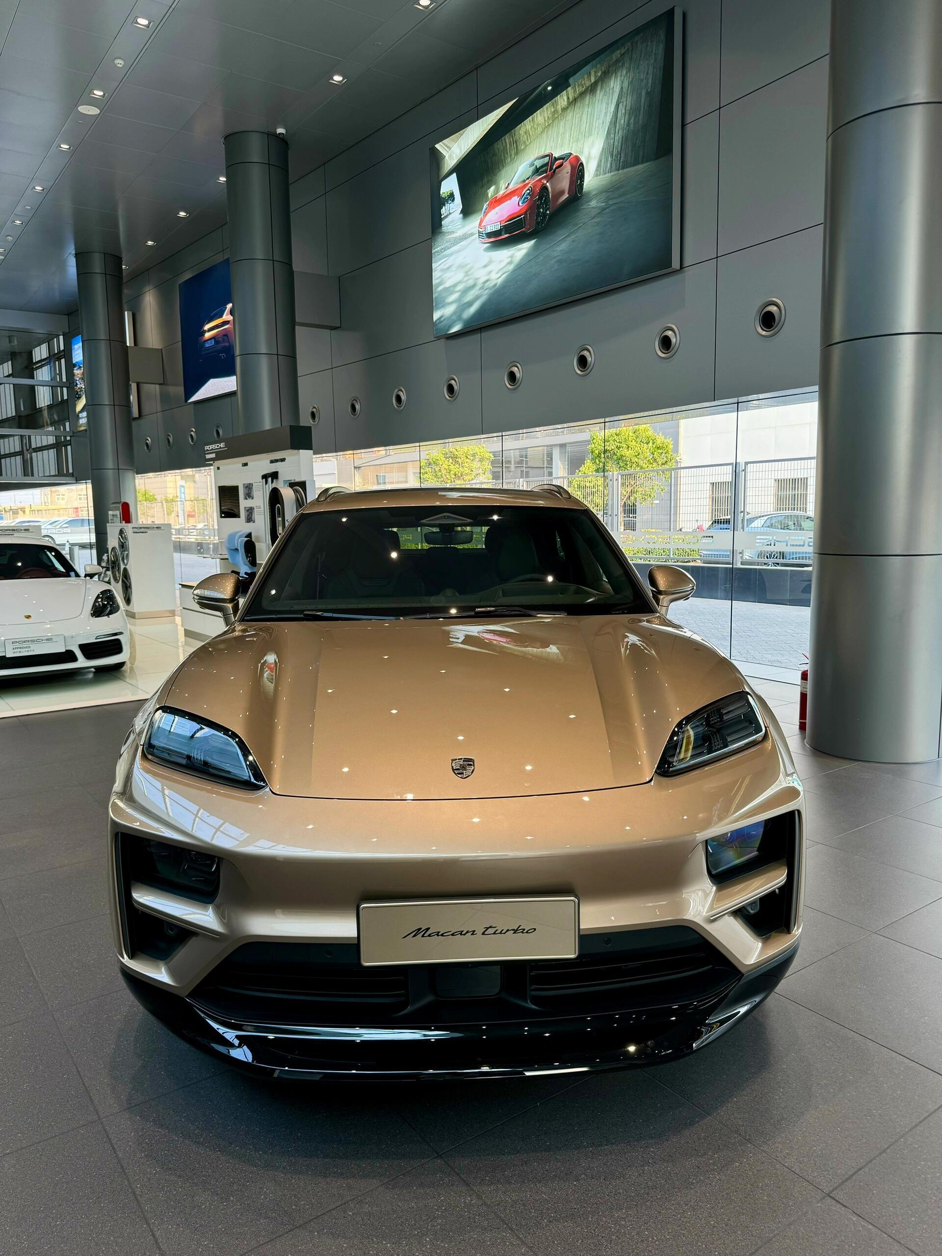 全新纯电macan turbo 纯电保时捷macan来了,给我一个不心动的理由