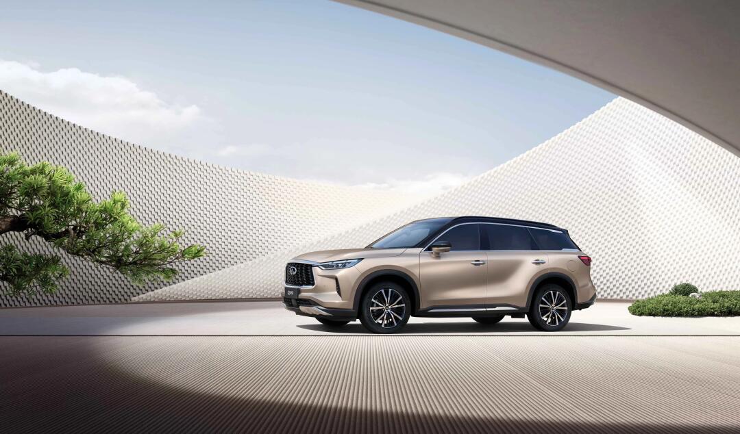 30万起"爸总"首选,买英菲尼迪qx60还是bba?