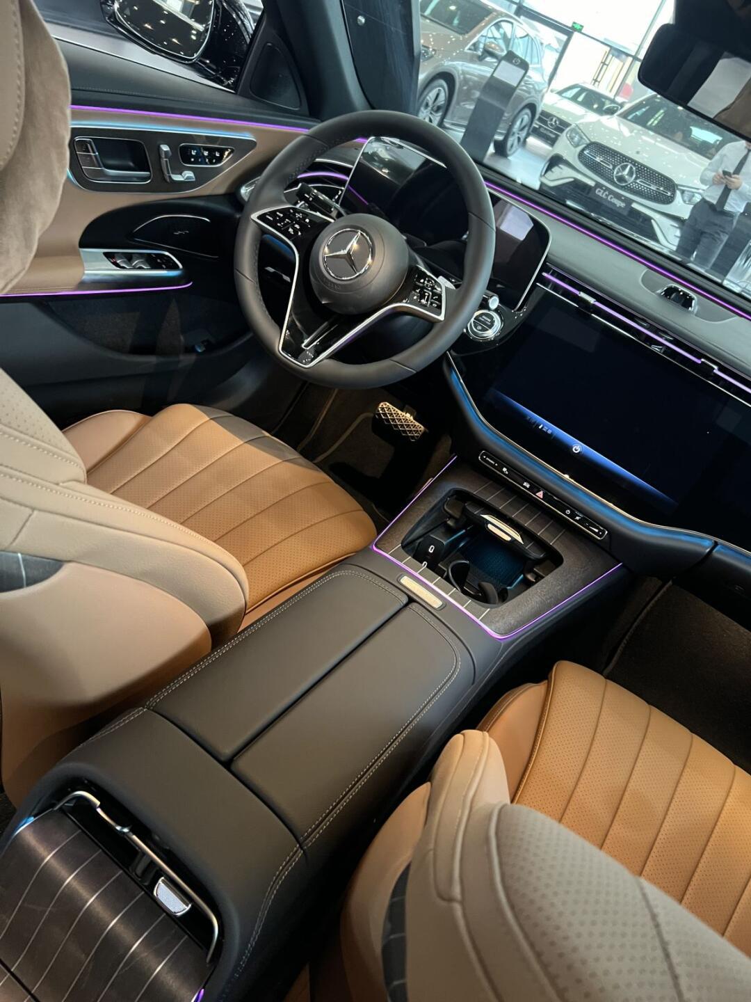 看了一圈bba,因为内饰买了奔驰e3007515