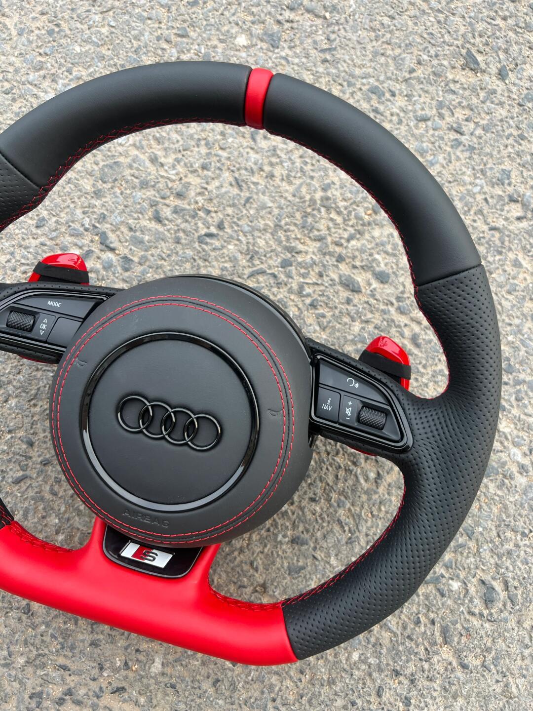 适用奥迪a4l,a5,a6l,q5,q7老款升级新款多功能真皮平底方向盘总成,支