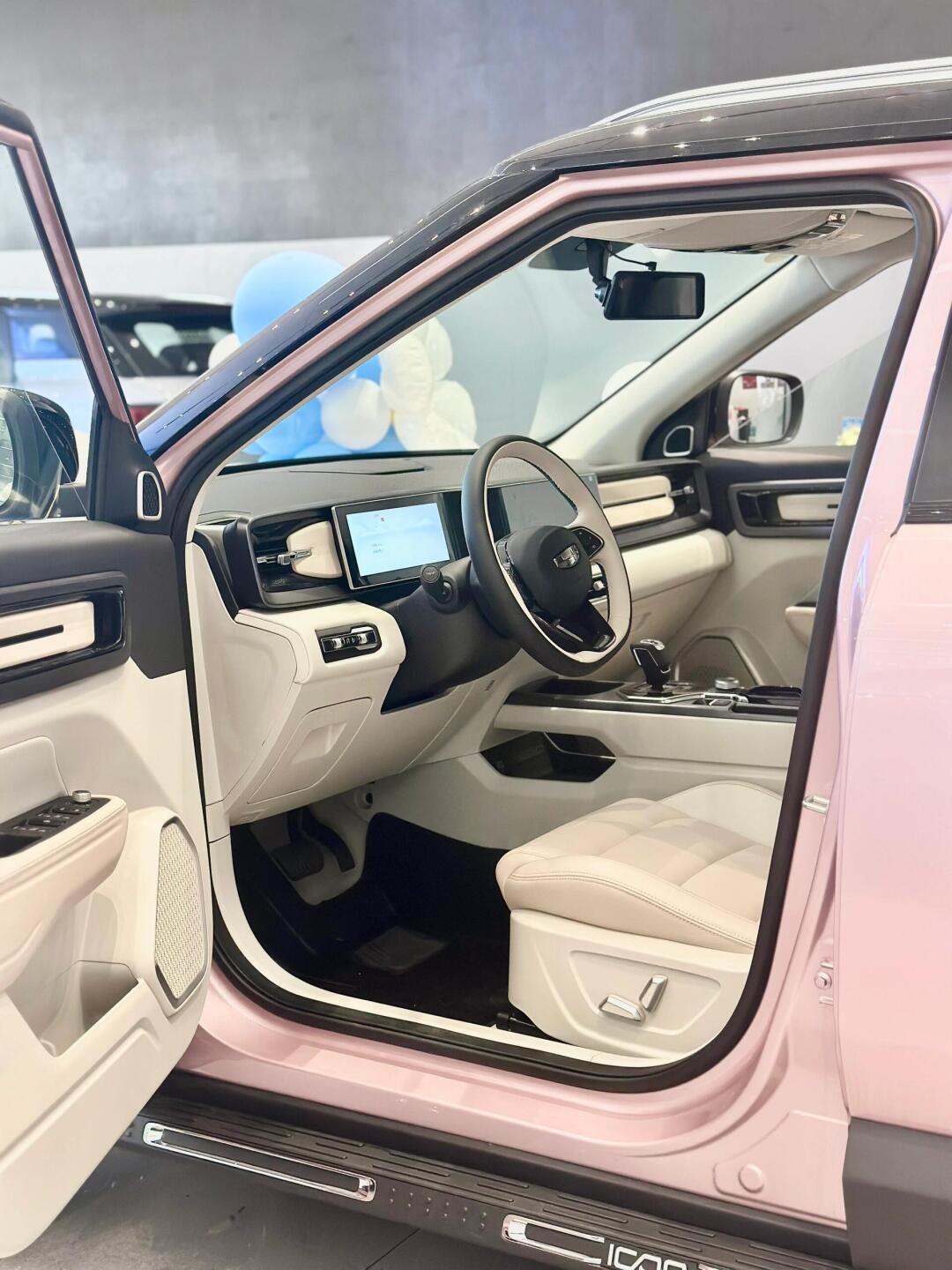 浅浅欣赏一下icon的两种内饰吧_吉利icon社区_易车社区