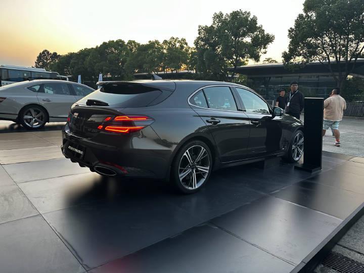 捷尼赛思g70 shooting brake这车确实好看 之前试过一次普通版g7