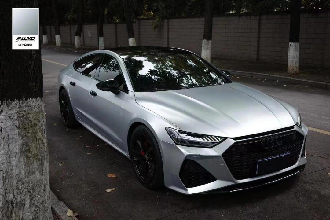 奥迪a7装贴电光金属银