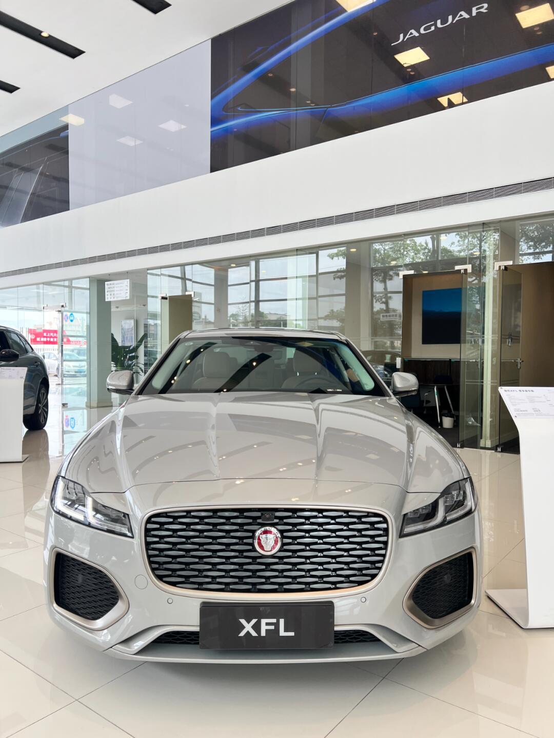 20多万的车 我敢说同级别没有对手!_捷豹xfl社区
