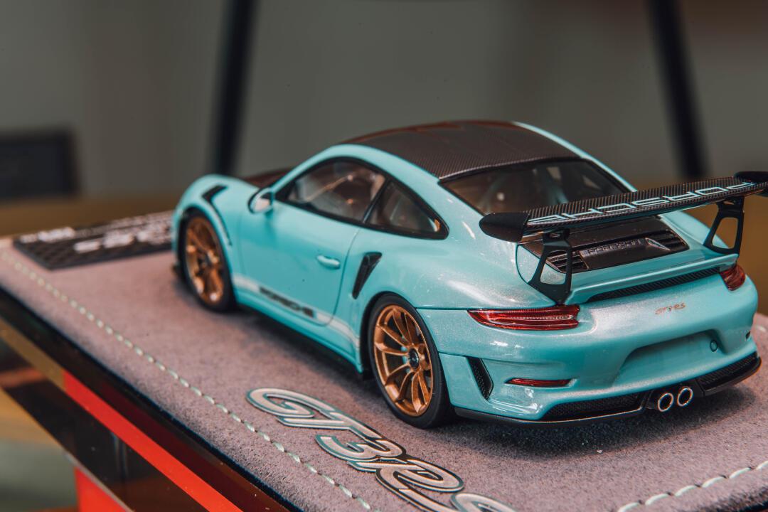 make up 保时捷911gt3rs 蒂芙尼蓝