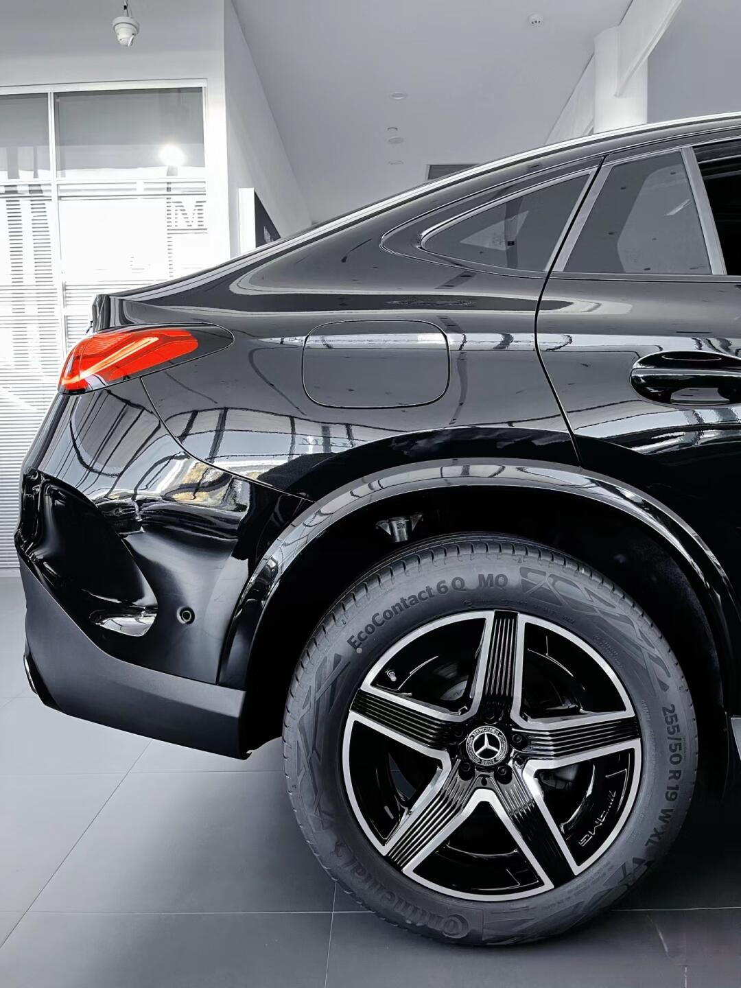 撩力全开奔驰 glc coupe 俘获你的芳心 蓝孩子注意啦!