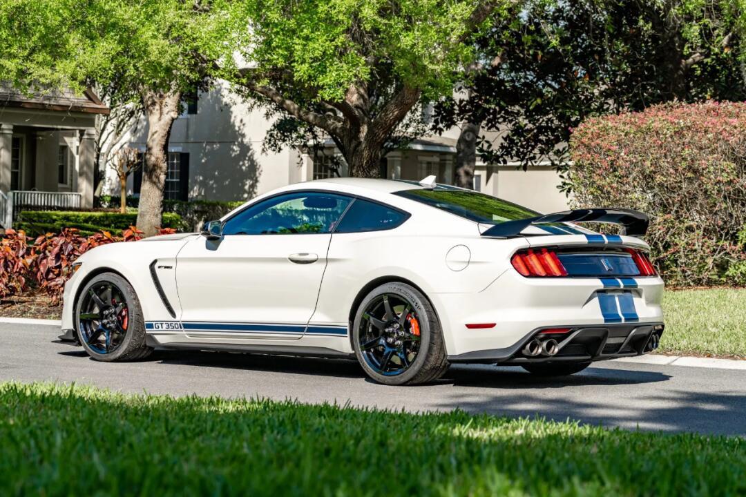 福特野马shelby gt350r heritage edition