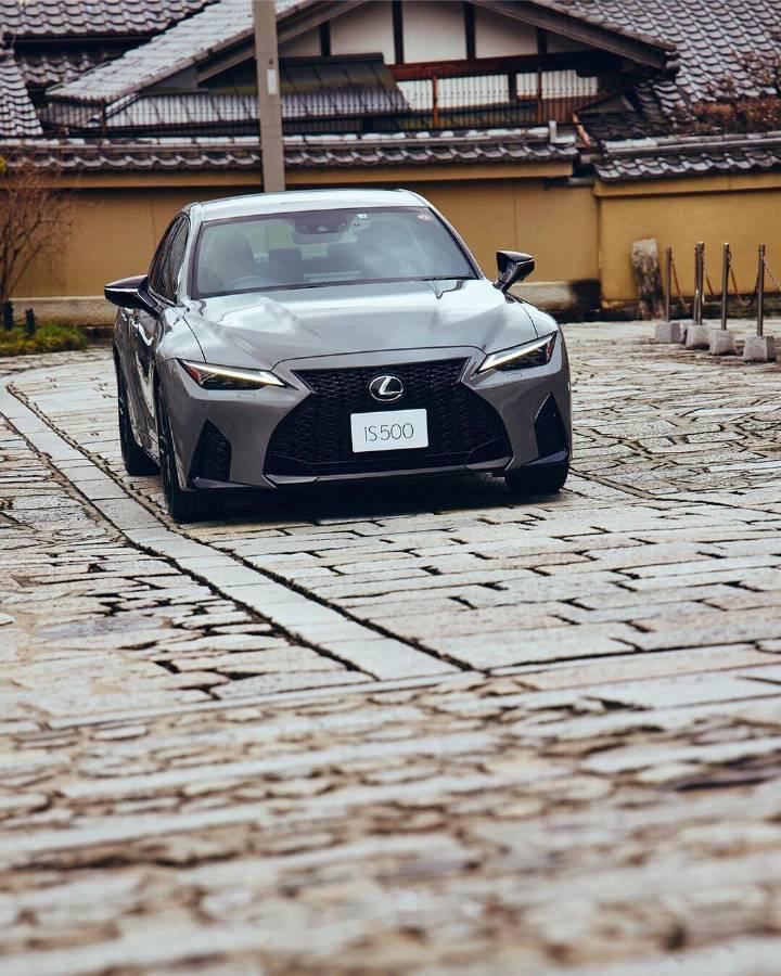 来一组雷克萨斯is 500