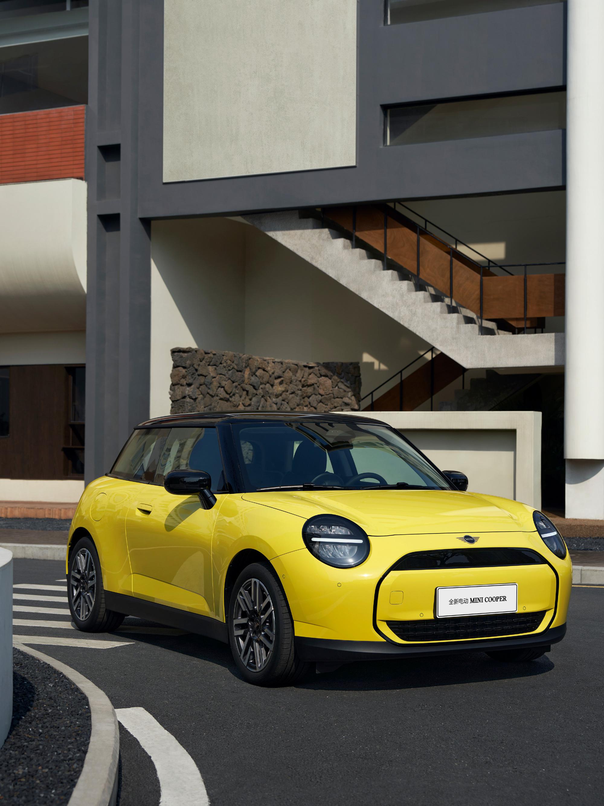 轿车型的mini