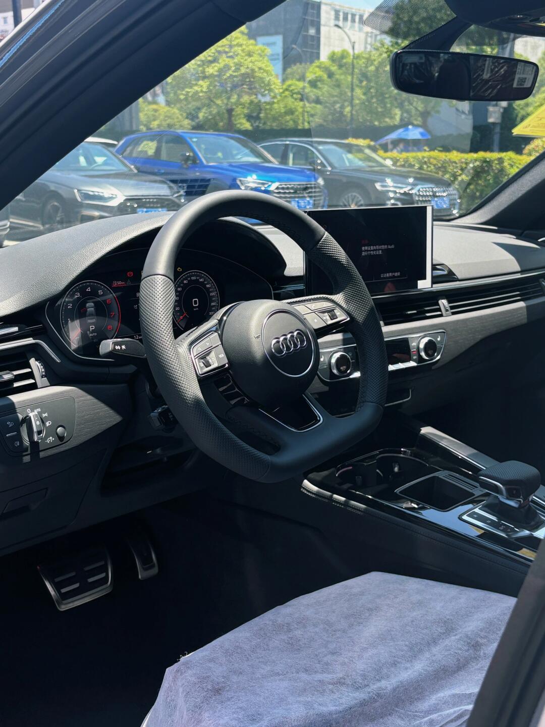 奥迪 a4l 纳多灰|你说city 不city?