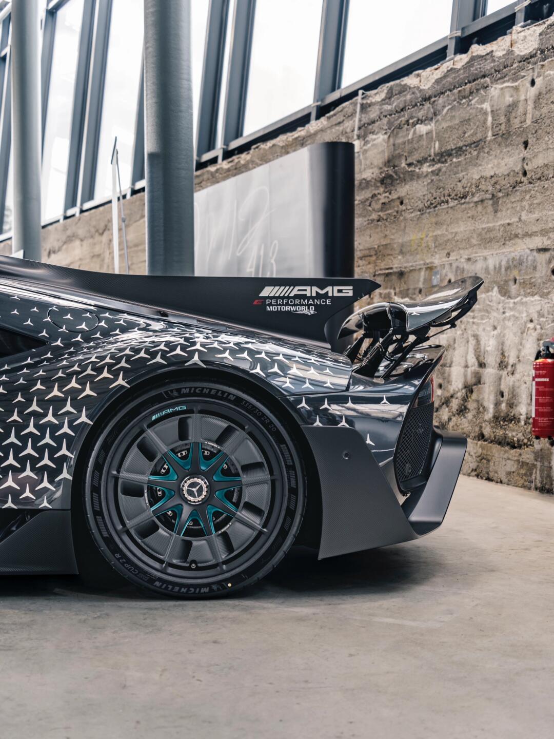 奔驰的大玩具—amg one