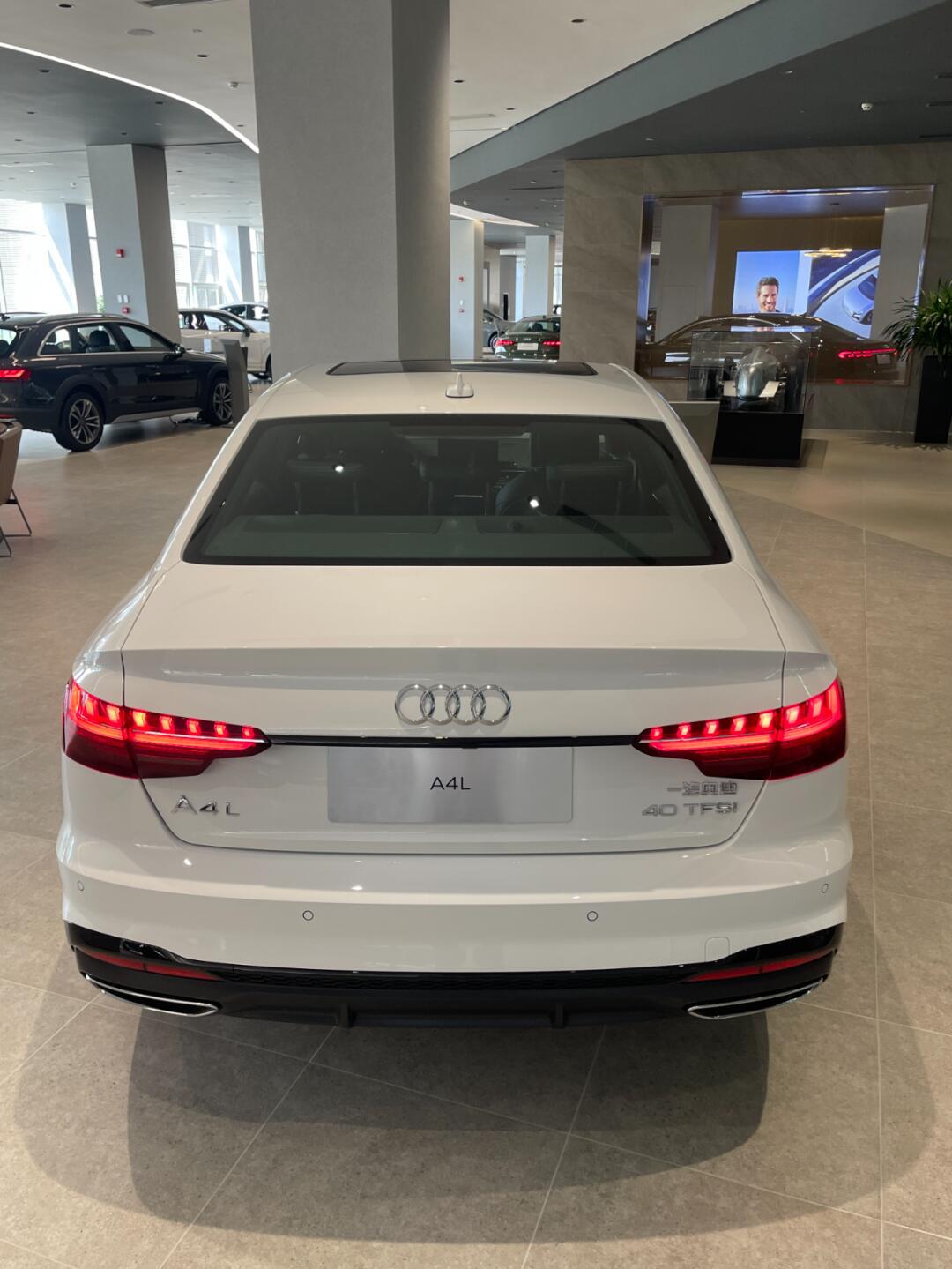 如何选择适合自己的那款奥迪a4呢?