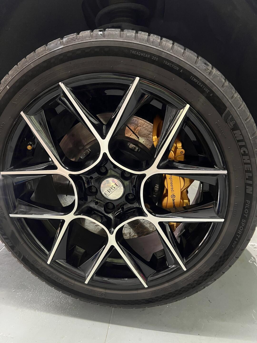 xc40金色信仰终极体版之刹车卡钳_沃尔沃xc40社区